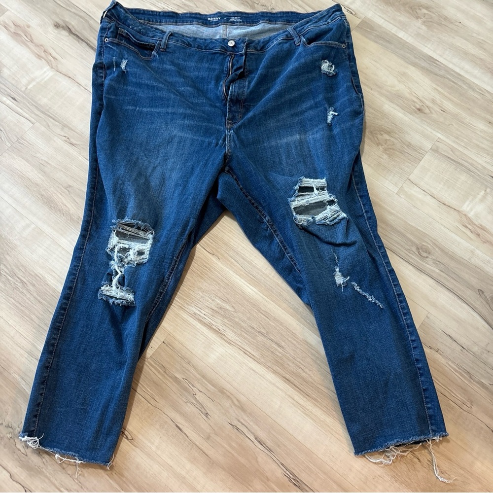 Old Navy size 28 ripped denim jeans